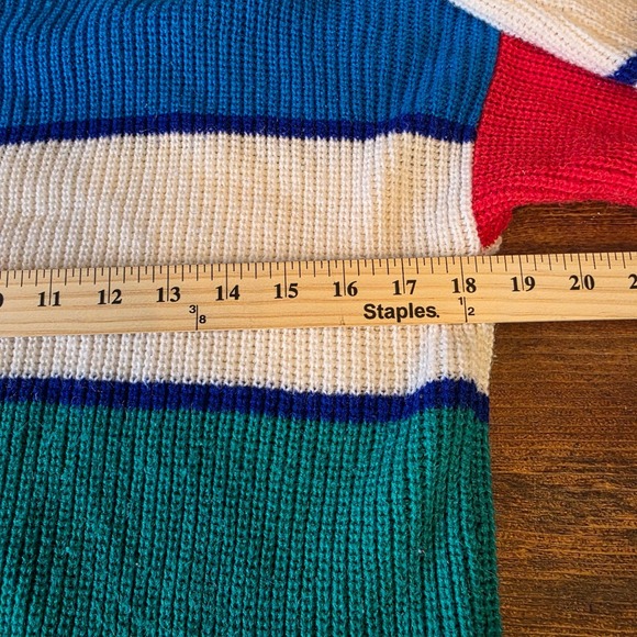 Vintage Ocean Pacific Med Striped Crew‎ Neck Long Sleeve Sweater Blue Red Green - Picture 4 of 7